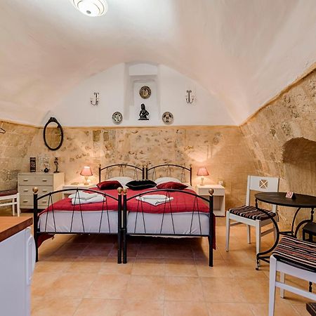 Kristina'S Rooms Rhodes City Екстериор снимка