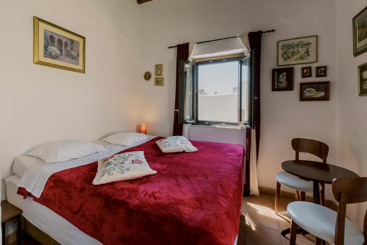 Kristina'S Rooms Rhodes City Екстериор снимка