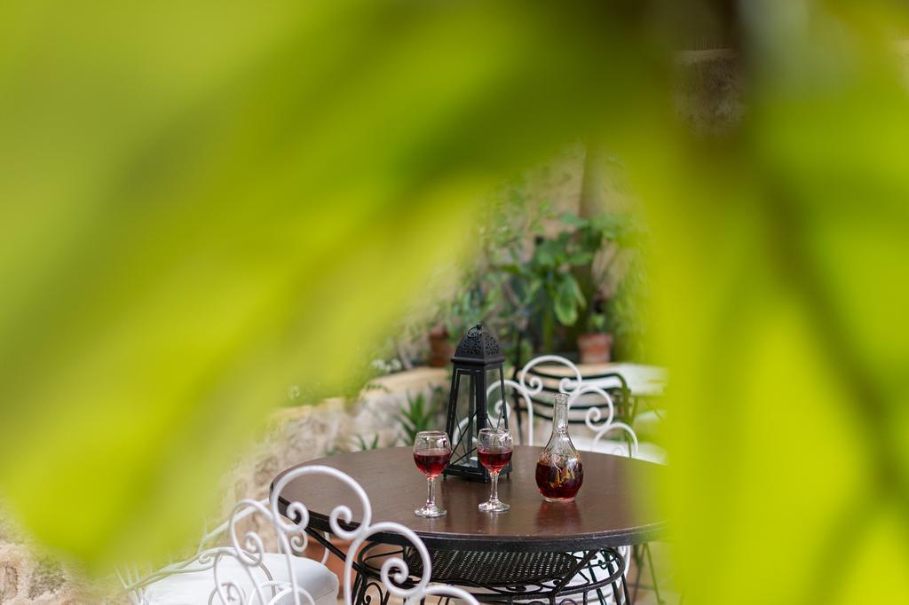Kristina'S Rooms Rhodes City Екстериор снимка