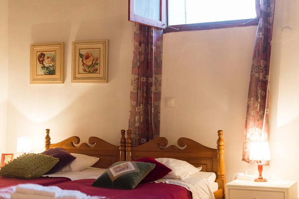 Kristina'S Rooms Rhodes City Екстериор снимка