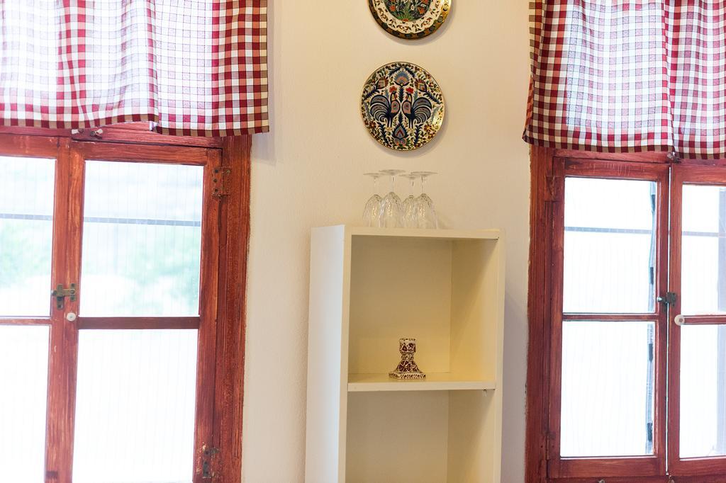 Kristina'S Rooms Rhodes City Екстериор снимка