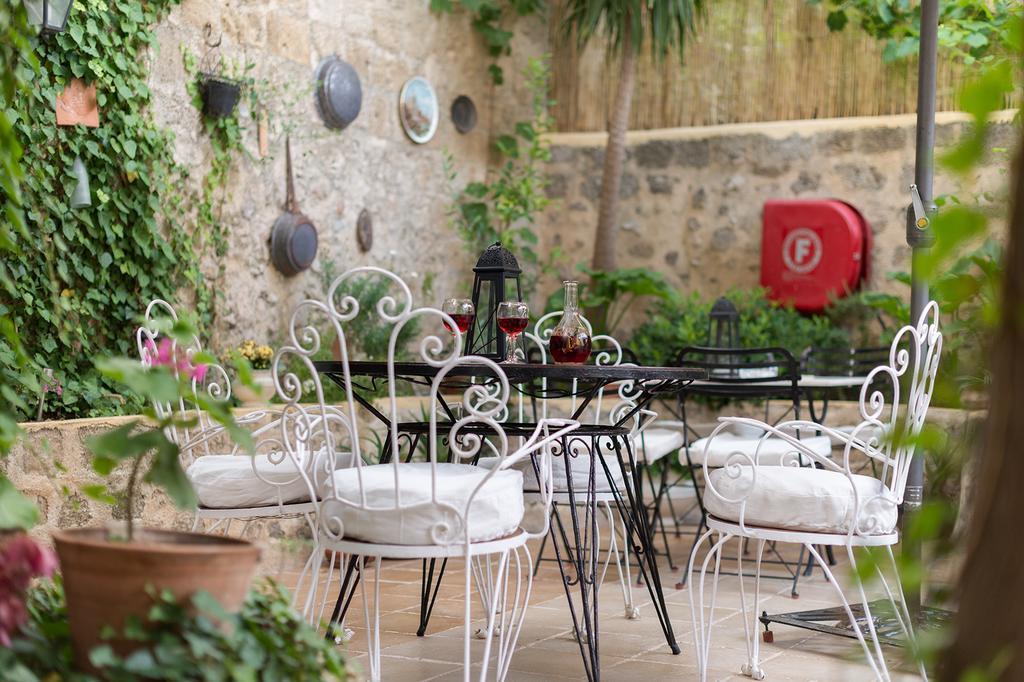 Kristina'S Rooms Rhodes City Екстериор снимка