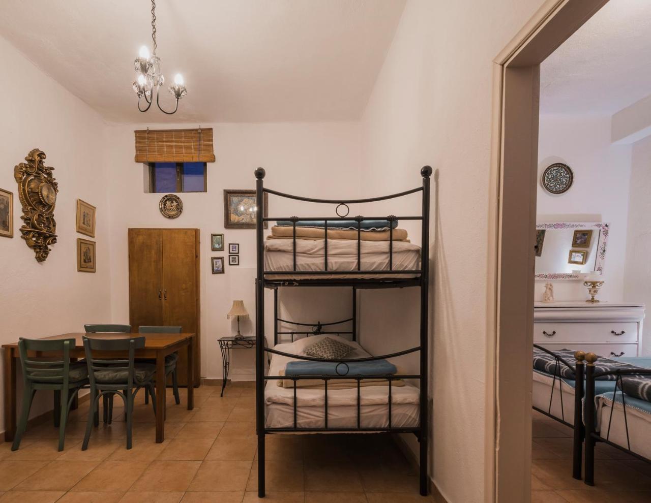 Kristina'S Rooms Rhodes City Екстериор снимка