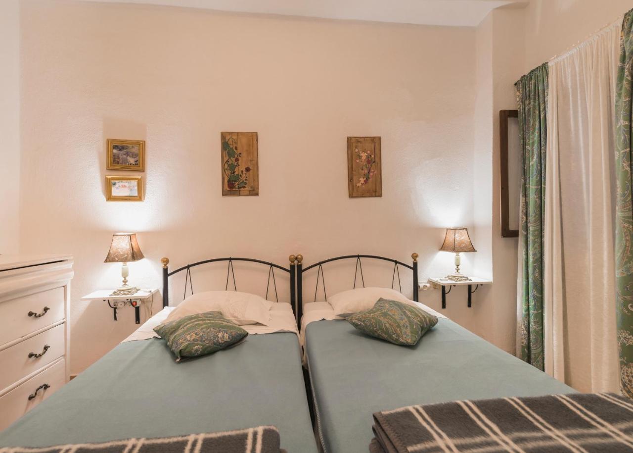 Kristina'S Rooms Rhodes City Екстериор снимка