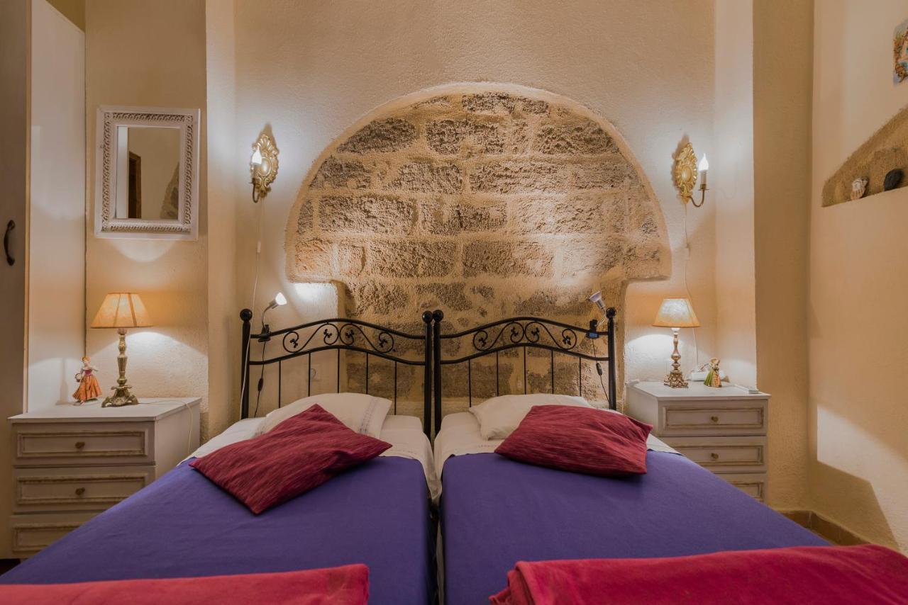 Kristina'S Rooms Rhodes City Екстериор снимка